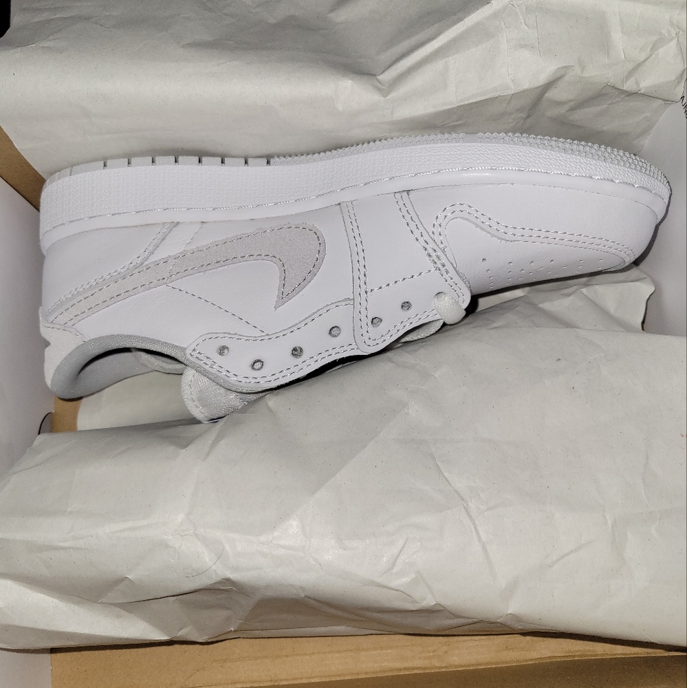 Nike Air Jordan 1 Low OG Natural Grey 2021 Size 4.5 GS